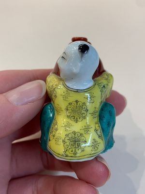 A collection of ten Chinese snuff bottles, various marks, 19/20th C. — photo 31
