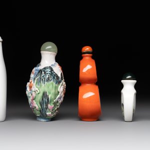 A collection of ten Chinese snuff bottles, various marks, 19/20th C. — photo 5