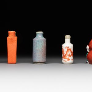 A collection of ten Chinese snuff bottles, various marks, 19/20th C. — photo 9