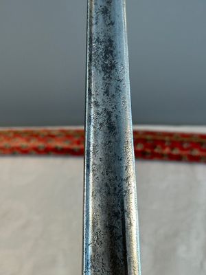 A collection of three daggers decorated with jade, silver and gold and an Indian mogul sword, India, 17/19th C. — foto 28