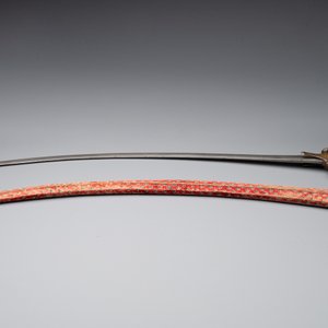 A collection of three daggers decorated with jade, silver and gold and an Indian mogul sword, India, 17/19th C. — foto 2