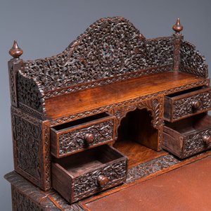 A colonial Anglo-Indian reticulated wooden desk with hidden compartment, 19th C. — 照片 14