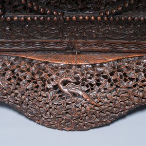 A colonial Anglo-Indian reticulated wooden desk with hidden compartment, 19th C. — 照片 17