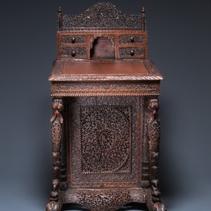 A colonial Anglo-Indian reticulated wooden desk with hidden compartment, 19th C. — 照片 2