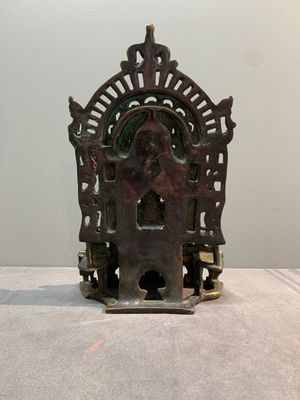 A copper alloy Jain shrine, Western India, 18/19th C. — photo 3