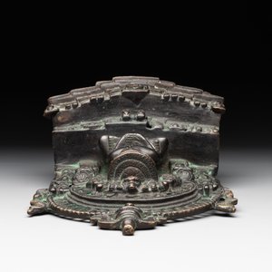 A copper alloy Jain shrine, Western India, 18/19th C. — photo 6
