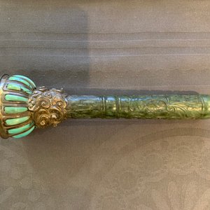 A coral and turquoise-inlaid silver and jade candlestick, China or Tibet, 18/19th C. — 照片 16