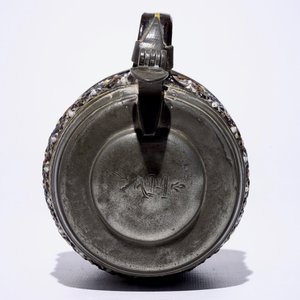 A Creussen German stoneware pewter-mounted mug, 17th C. — 照片 6