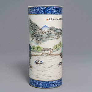 A cylindrical Chinese qianjiang cai hat stand, signed Wang Youtang, 20th C. — 照片 3