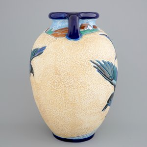 A Czech Amphora art deco vase with birds, early 20th C. — 照片 2