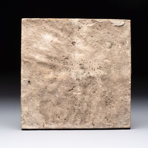 A Damascus pottery tile with stylised floral design, 19th C. — 照片 2
