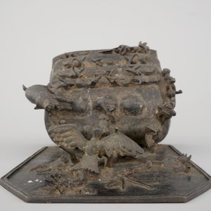 A dark bronze animal subject group, China, Ming Dynasty, 15-16th C. — foto 6