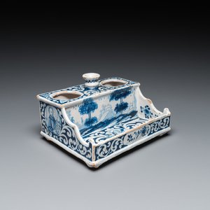A Delft-style blue and white faience inkwell, probably Germany, signed and dated 1715 — photo 1