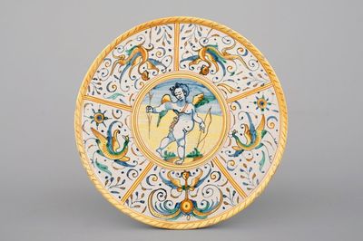 A Deruta maiolica tazza, 17th C