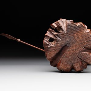 A diverse group of six Chinese lacquered wood and wooden sculptures, 19/20th C. — 照片 19