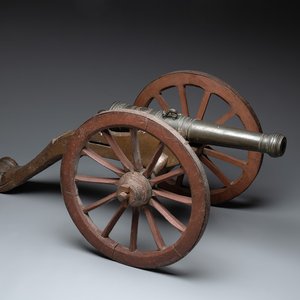 A Dutch bronze saluting cannon on a partly original carriage, inscribed C. Ouderogge Fecit, Rotterdam, dated 1641 — photo 1