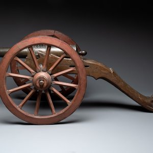 A Dutch bronze saluting cannon on a partly original carriage, inscribed C. Ouderogge Fecit, Rotterdam, dated 1641 — photo 4