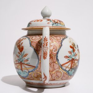 A Dutch-decorated Amsterdams bont teapot and cover, Qianlong — 照片 4