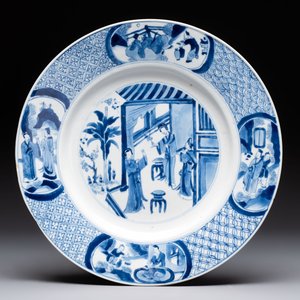 A Dutch-decorated Chinese plate, an Imari-verte dish and a blue and white dish, Kangxi/Yongzheng — photo 4