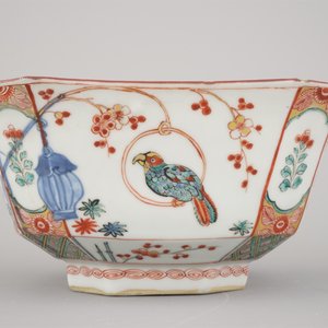 A Dutch-decorated chinese porcelain octagonal Kakiemon style bowl, Qianlong, 18th C. — 照片 4