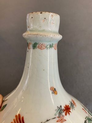 A Dutch-decorated Japanese Arita bottle with Kakiemon-style decoration, Edo, 17/18th C. — 照片 8