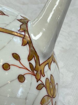 A Dutch-decorated Japanese teapot and an Imari teapot, Edo, 18th C. — photo 31