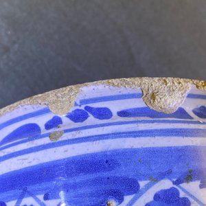 A Dutch Delft blue and white albarello with geometrical design, 2nd quarter 17th C. — photo 10