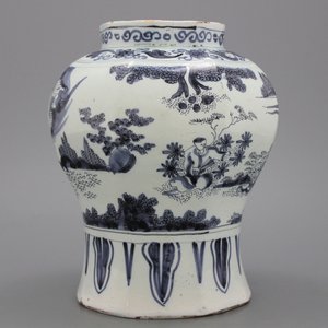 A Dutch Delft blue and white baluster vase in transitional style, late 17th C. — photo 1