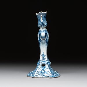 A Dutch Delft blue and white candle holder, 18th C. — photo 2