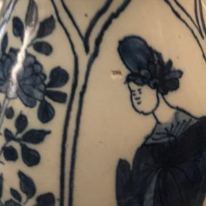 A Dutch Delft blue and white chinoiserie double gourd vase, early 18th C. — 照片 10