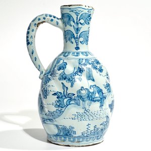 A Dutch Delft blue and white chinoiserie jug, 2nd half 17th C. — 照片 4