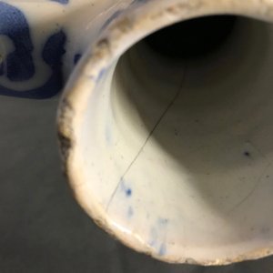A Dutch Delft blue and white chinoiserie jug, 2nd halft 17th C. — photo 9