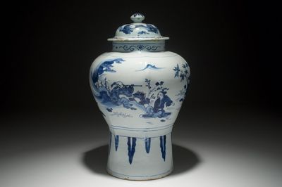 A Dutch Delft blue and white chinoiserie vase and cover, 2nd half 17th C.