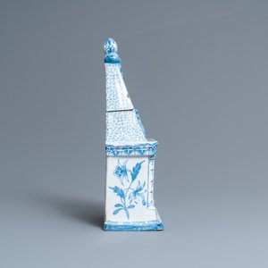 A Dutch Delft blue and white fireplace-shaped box and cover, ca. 1800 — 照片 3