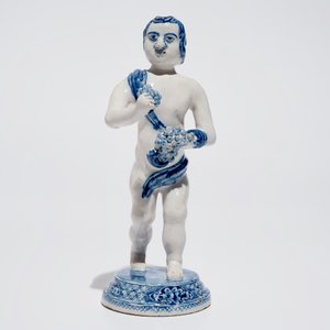 A Dutch Delft blue and white model of Bacchus, early 18th C. — photo 2