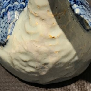 A Dutch Delft blue and white plover-shaped butter tub, 18th C. — photo 11