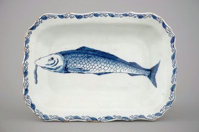 A Dutch Delft blue and white rectangular herring dish, 18th C.