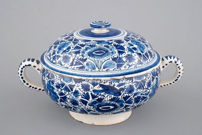 A Dutch Delft blue and white round bowl with cover for spiced wine, 18th C.