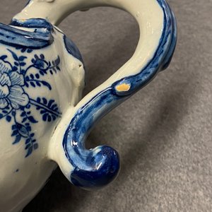 A Dutch Delft blue and white sauce boat, 18th C. — 照片 12