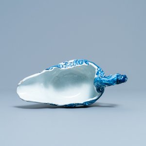 A Dutch Delft blue and white sauce boat, 18th C. — 照片 6
