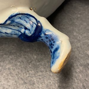 A Dutch Delft blue and white sauce boat, 18th C. — 照片 8