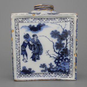 A Dutch Delft blue and white tea caddy, Adrianus Kocx, 1686-1701 — photo 2