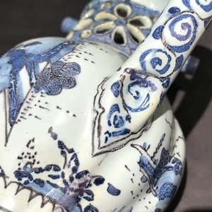 A Dutch Delft blue, white and manganese chinoiserie puzzle jug, dated 1690 — photo 9