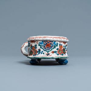 A Dutch Delft cashmere palette cruet set on stand, 1st quarter 18th C. — 照片 3