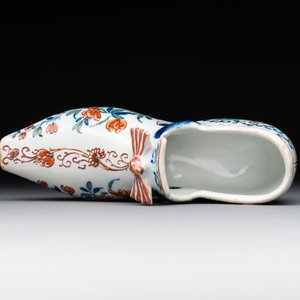 A Dutch Delft cashmere palette shoe, 18th C. — photo 6