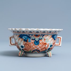 A Dutch Delft cashmere palette tripod bowl, 1st quarter 18th C. — photo 4