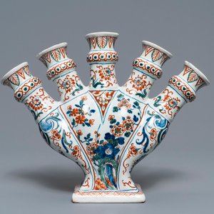 A Dutch Delft cashmere palette tulip vase, 17/18th C. — 照片 1