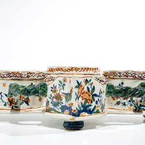 A Dutch Delft cashmire palette cruet stand, 17/18th C. — photo 7