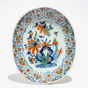 A Dutch Delft cashmire palette gadrooned basin, early 18th C. — photo 1