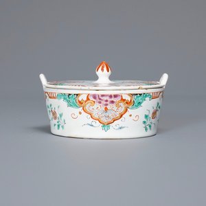 A Dutch Delft doré butter tub and cover, 18th C. — photo 2
